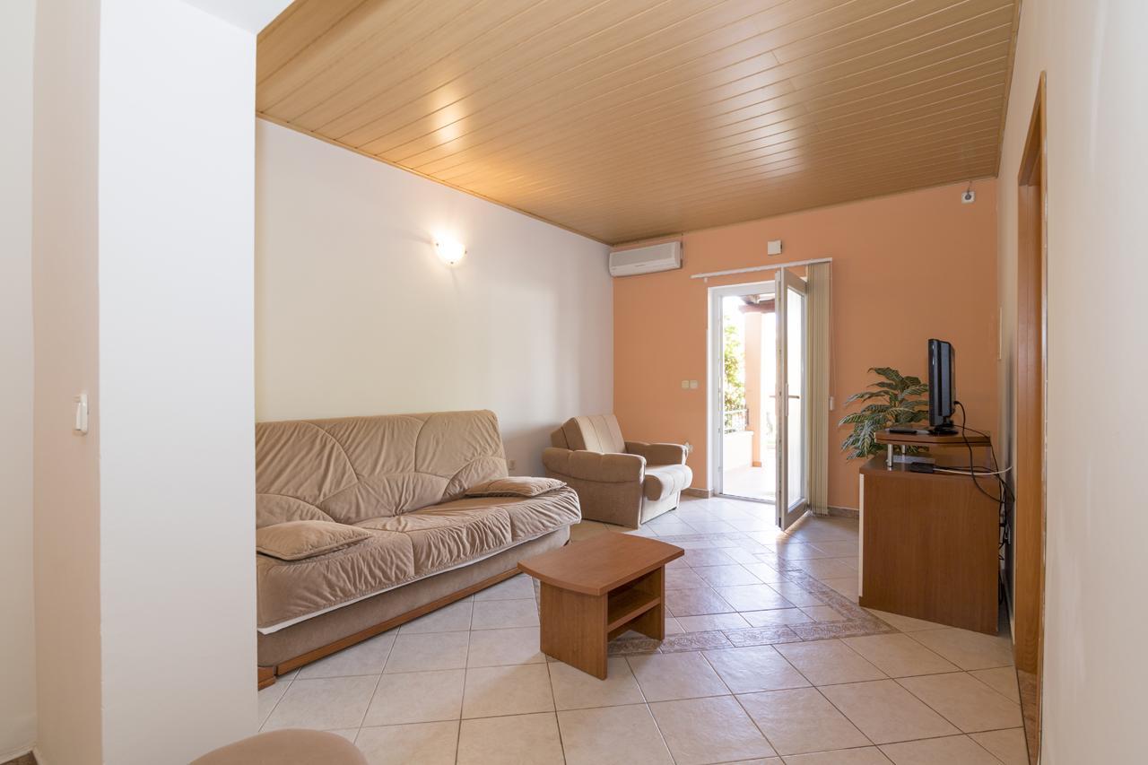 פונטנה Apartments Kori מראה חיצוני תמונה